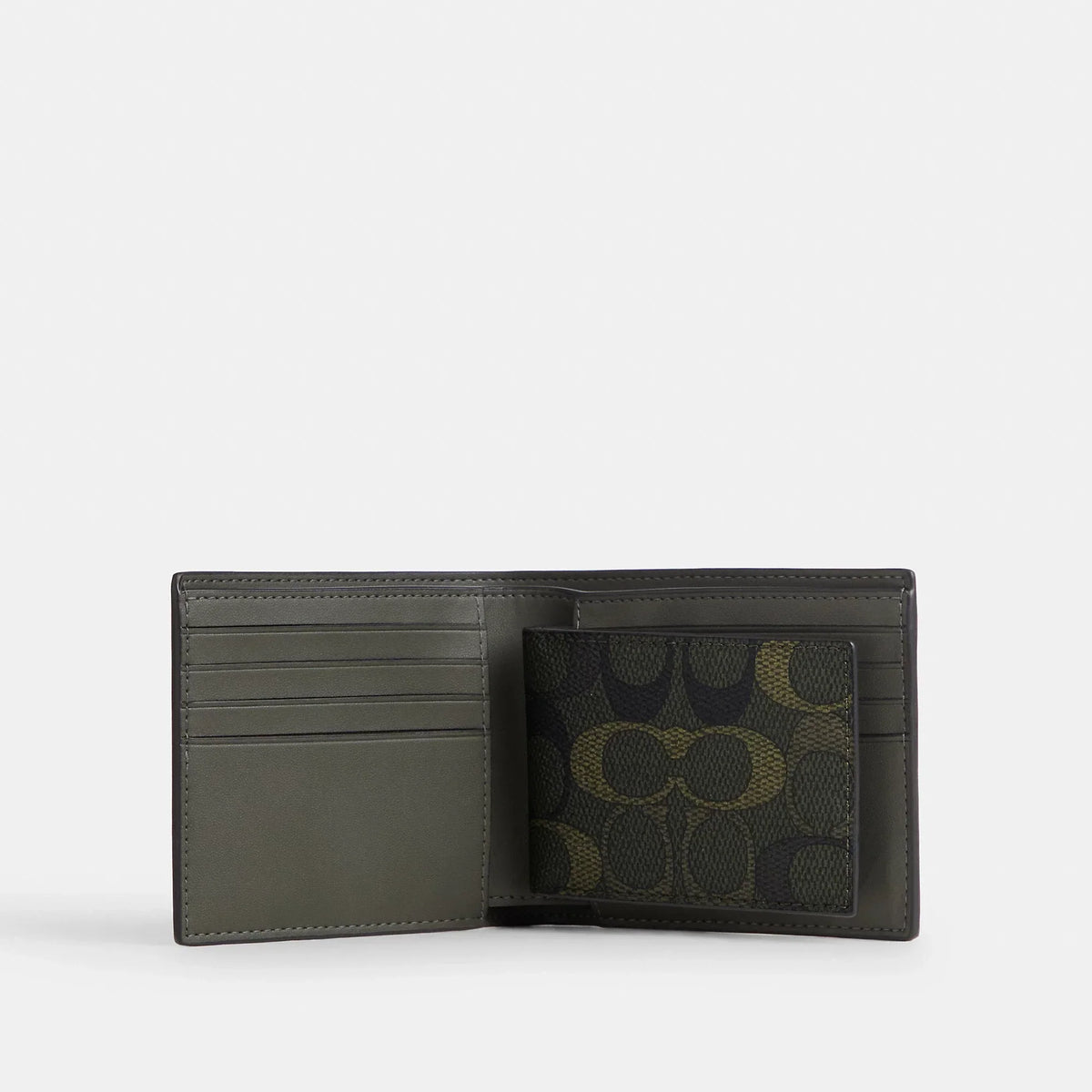 Coach Outlet 3-In-1 Wallet In Signature Camo Print